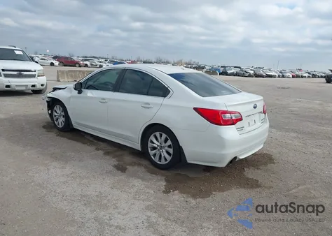 2015 Subaru Legacy 2.5I Premium z USA, uszkodzony, nr VIN 4S3BNBC62F3058513